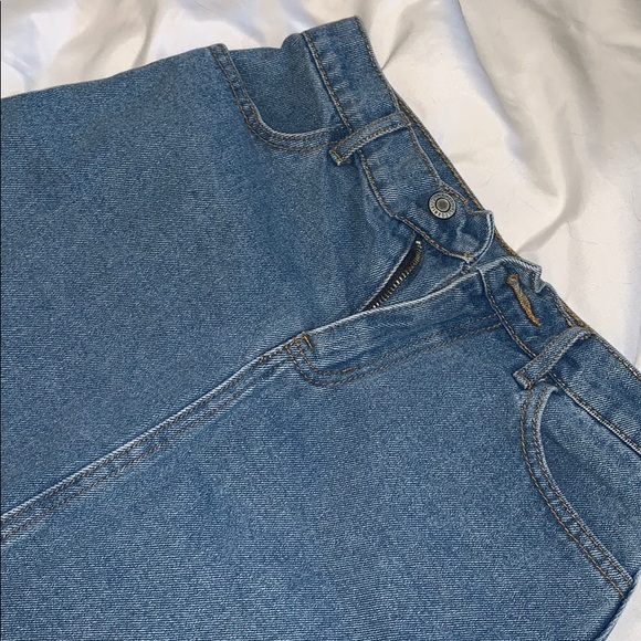 BRANDY MELVILLE denim skirt - Picture 4 of 4